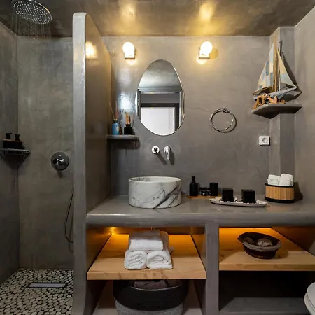 Gabriel House Apartment