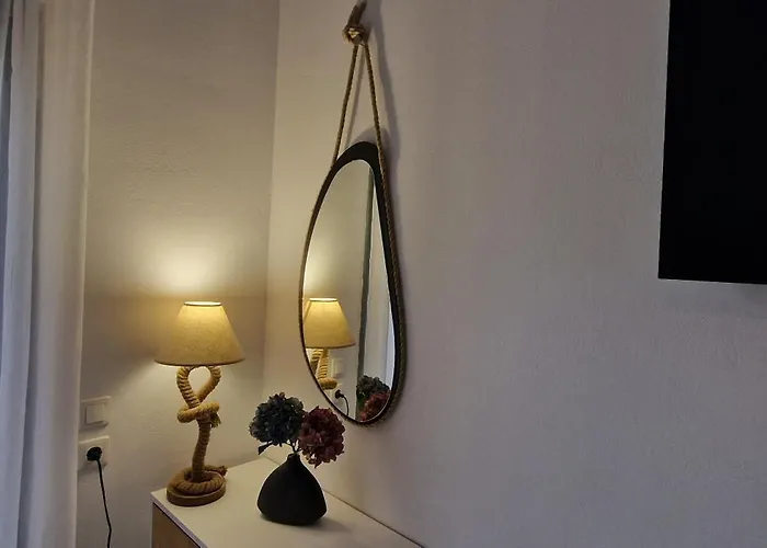 Gabriel House * مونوليثوس