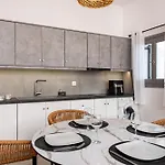 Gabriel House Apartment