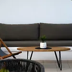 Gabriel House Apartment *